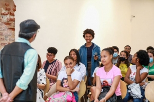 Martes de conferencias, charlas, exposiciones, documentales y teatro en la Feria del Libro