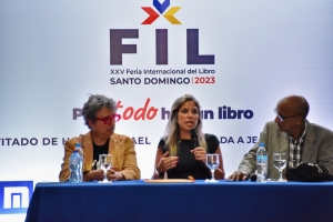 Un encuentro estimulante y reflexivo con los autores Karina Sainz Borgos y José Carlos Somoza en la Feria del Libro