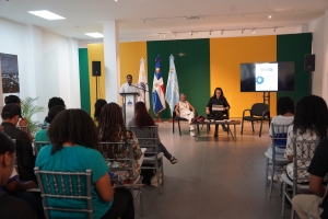 Cultura y UNESCO realizan panel sobre la importancia de conocer la identidad cultural nacional