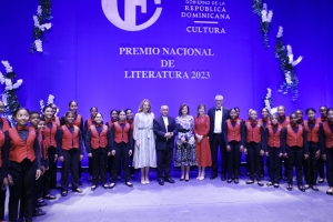 Fundación Corripio y Ministerio de Cultura entregan Premio Nacional de Literatura 2023 a Freddy Bretón Martínez