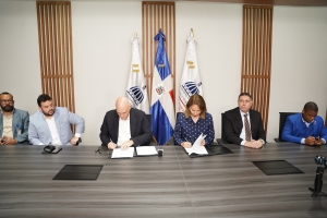 MINC y Comisión de Fomento al Ordenamiento Territorial firman acuerdo para proteger el patrimonio cultural nacional