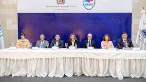 Cultura e instituciones internacionales inauguran seminario para la preservación del patrimonio arquitectónico en madera