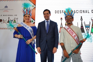 Ministro de Cultura anuncia desfile de Carnaval con más de 5 millones en premios