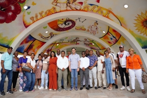 Roberto Ángel refuerza compromiso con Los Alcarrizos y proyecta Casa de la Cultura local