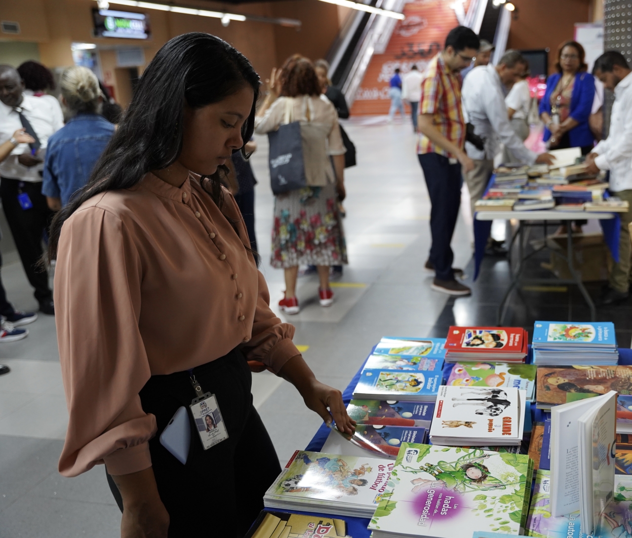 Cultura celebra Día Internacional del Libro con apertura de biblioteca, donación, intercambio y venta de libros