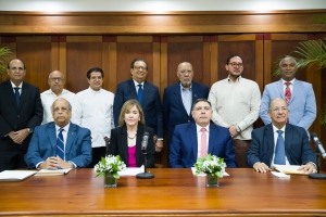 Efraím Castillo, Premio Nacional de Literatura 2025