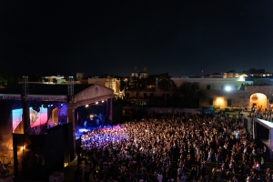 Buena música y talento local destacan en el gran escenario de la Feria del Libro 2022